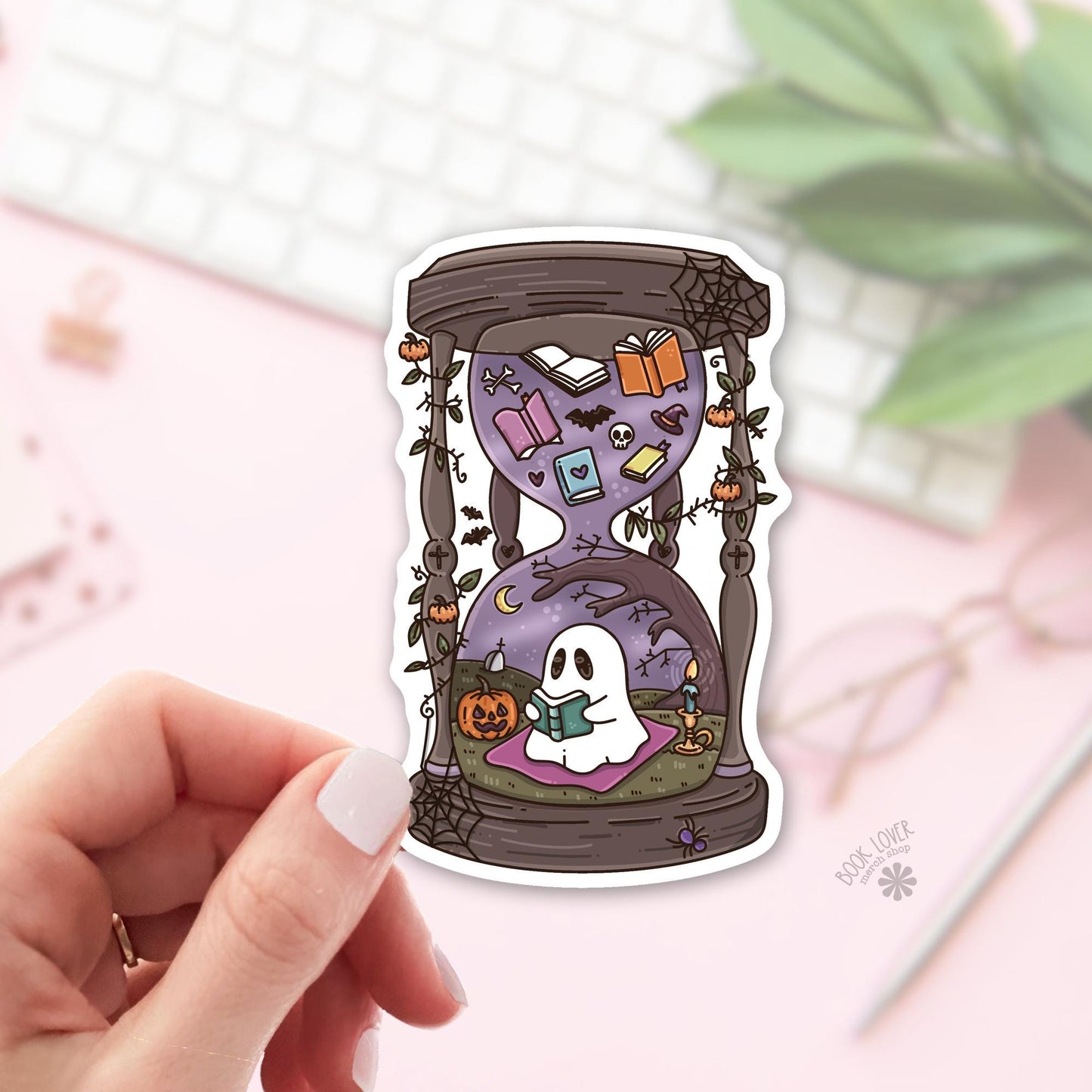 Halloween Hourglass Sticker / Spooky Bookish Sticker / Ghost Reading / Spooky Reader Gift / Cute Halloween Books / Bookish Ghost / Kindle