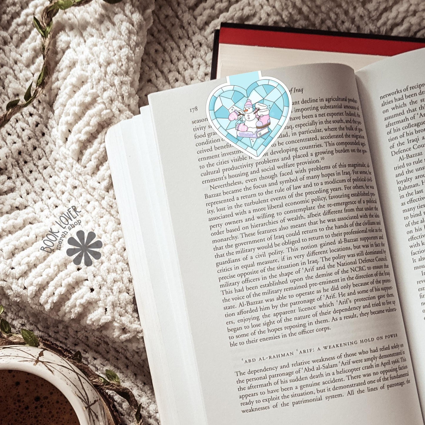 Winter Stained Glass Heart Magnetic Bookmark / Bookish Bookmark / Book Lover Gift / Bookish Merch / Smut Reader / Reading Lover